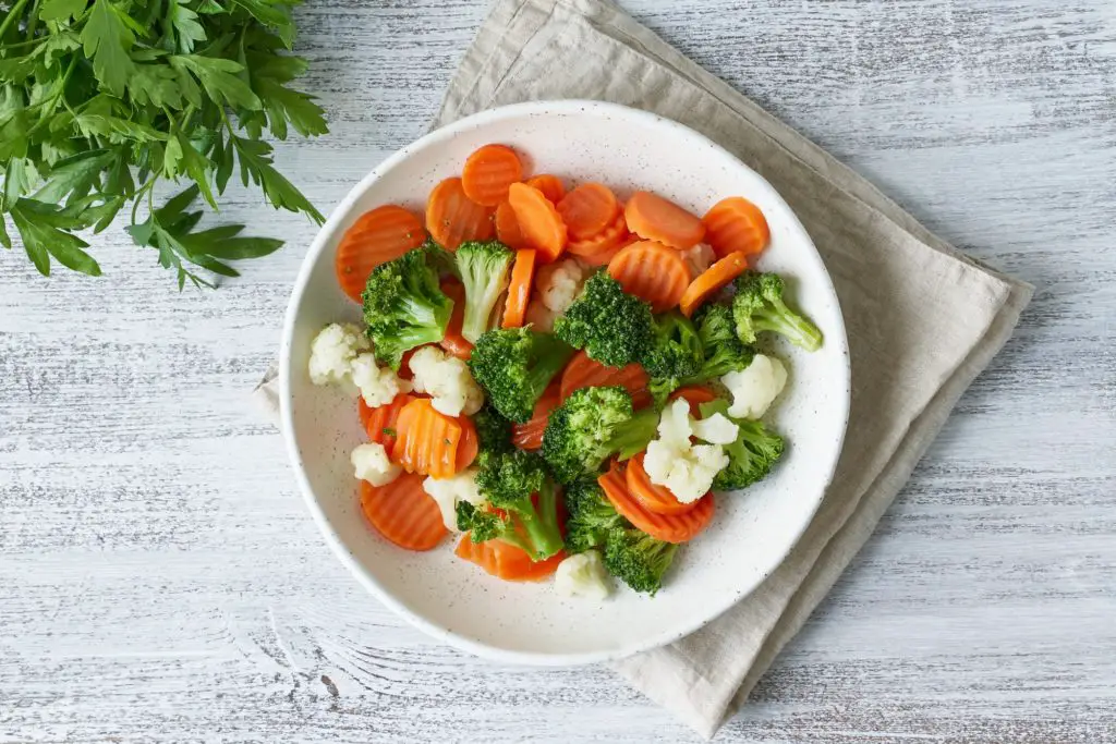 Mix of boiled vegetables. Broccoli, carrots, cauliflower. Steamed vegetables