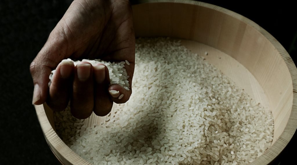 Plain rice in a typical Japanese wooden tub hangiri