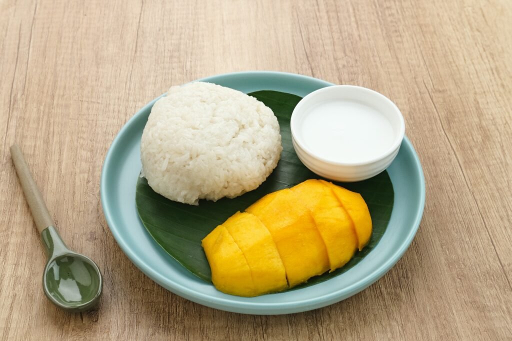 Mango with Sticky Rice, Thai dessert.